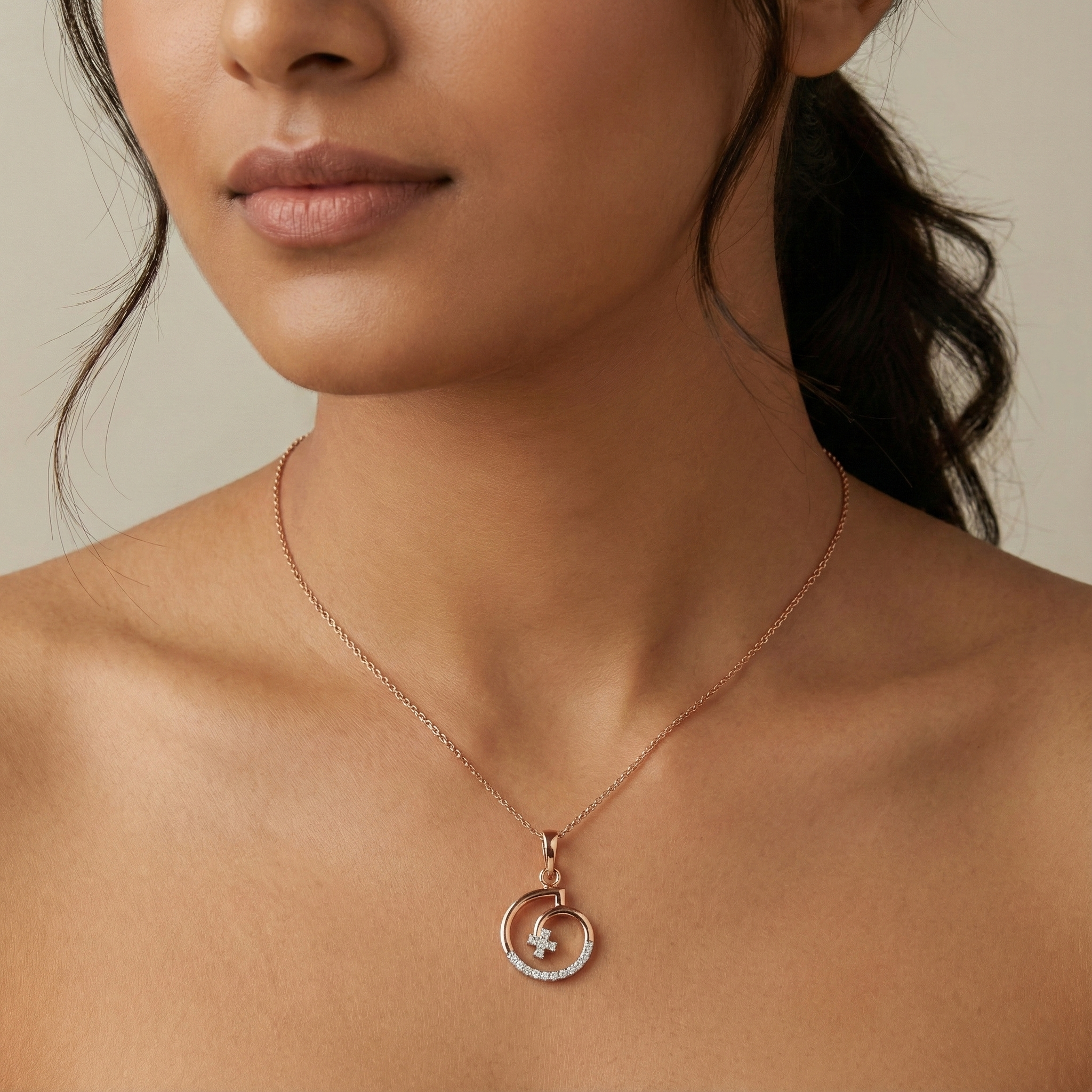 Talora Halo Diamond Pendant