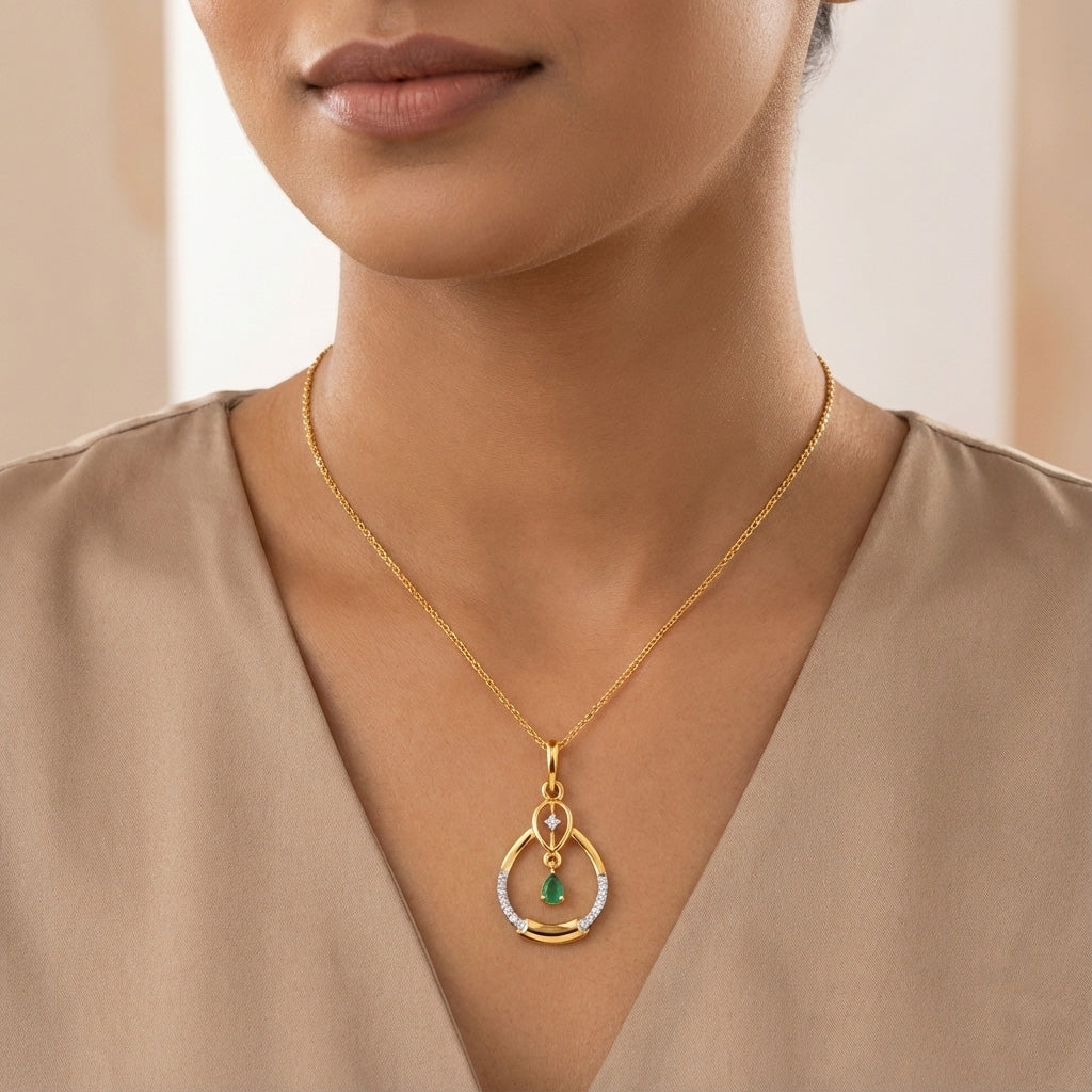 Norelle Halo Diamond Pendant Set