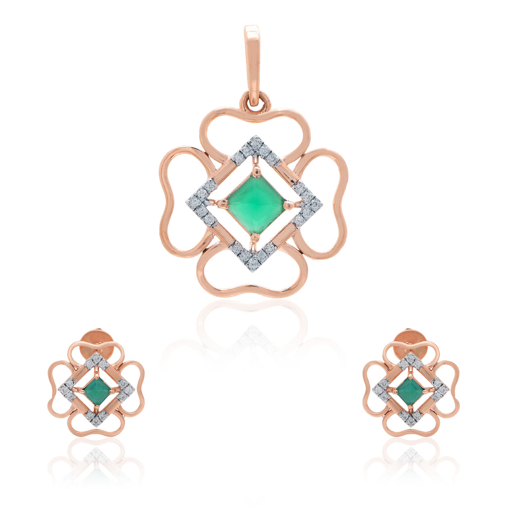 Amelie Halo Diamond Pendant Set