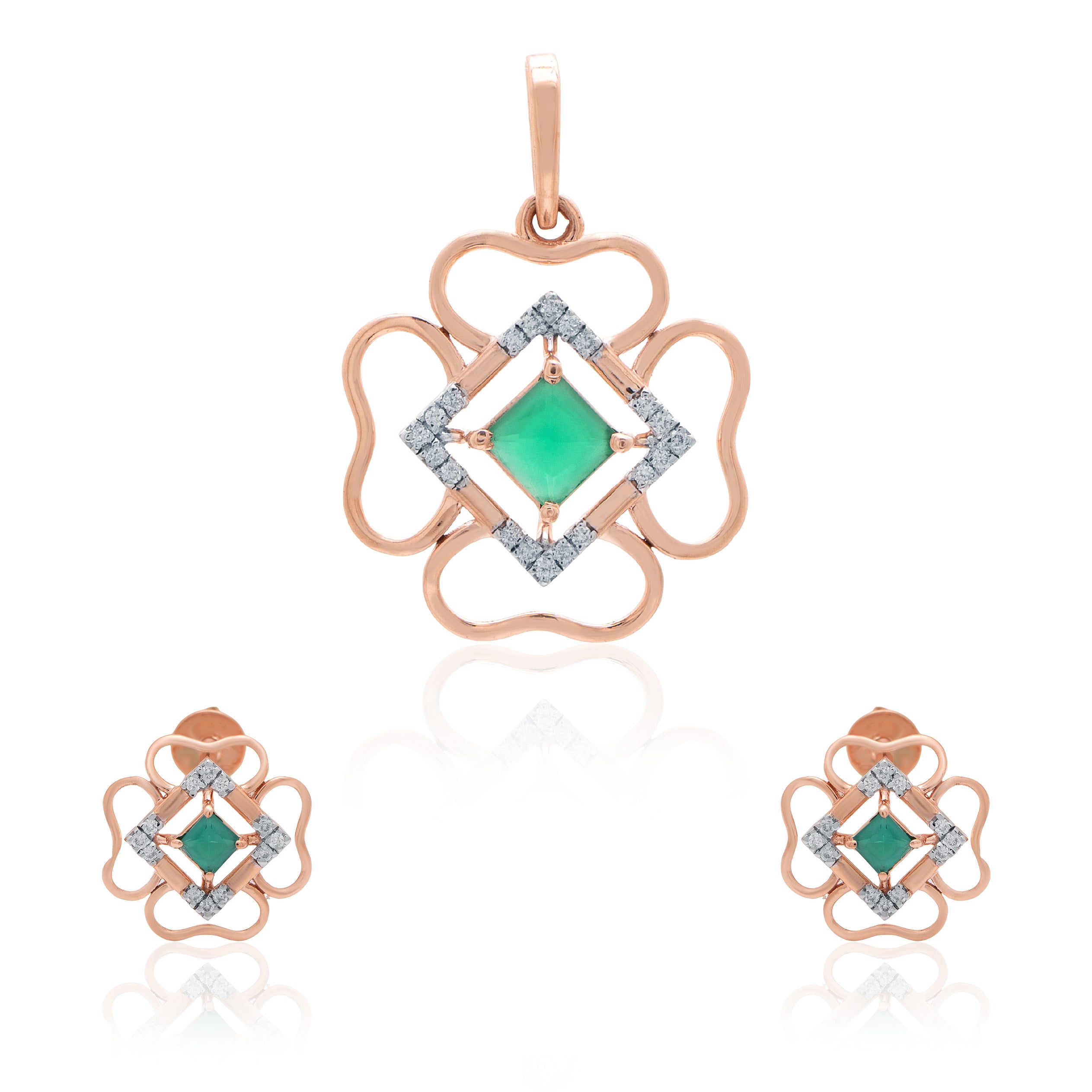 Amelie Halo Diamond Pendant Set