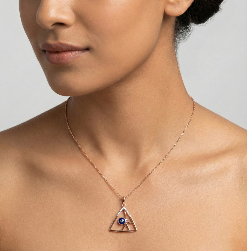 Vionne Halo Diamond Pendant Set