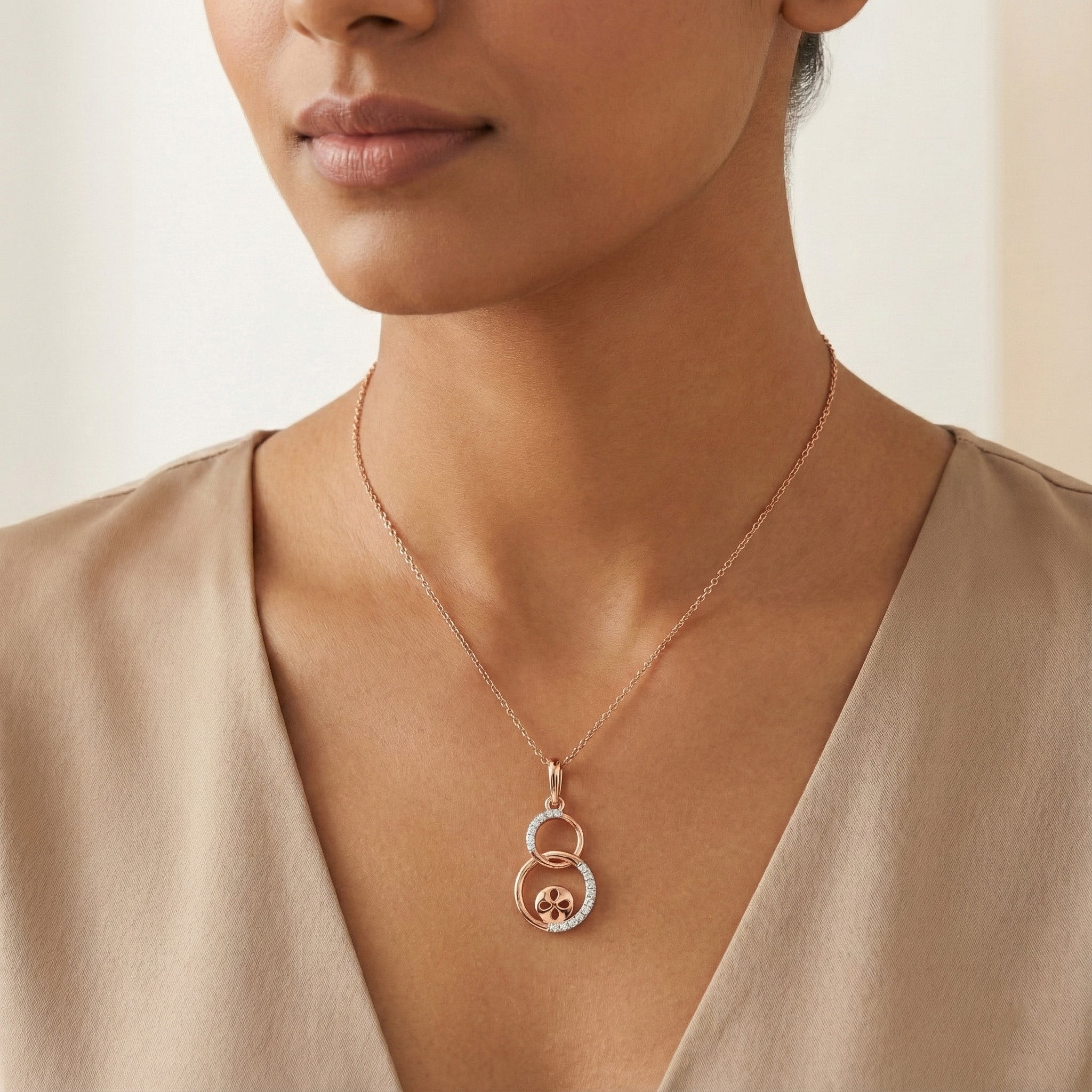 Velisse Halo Diamond Pendant
