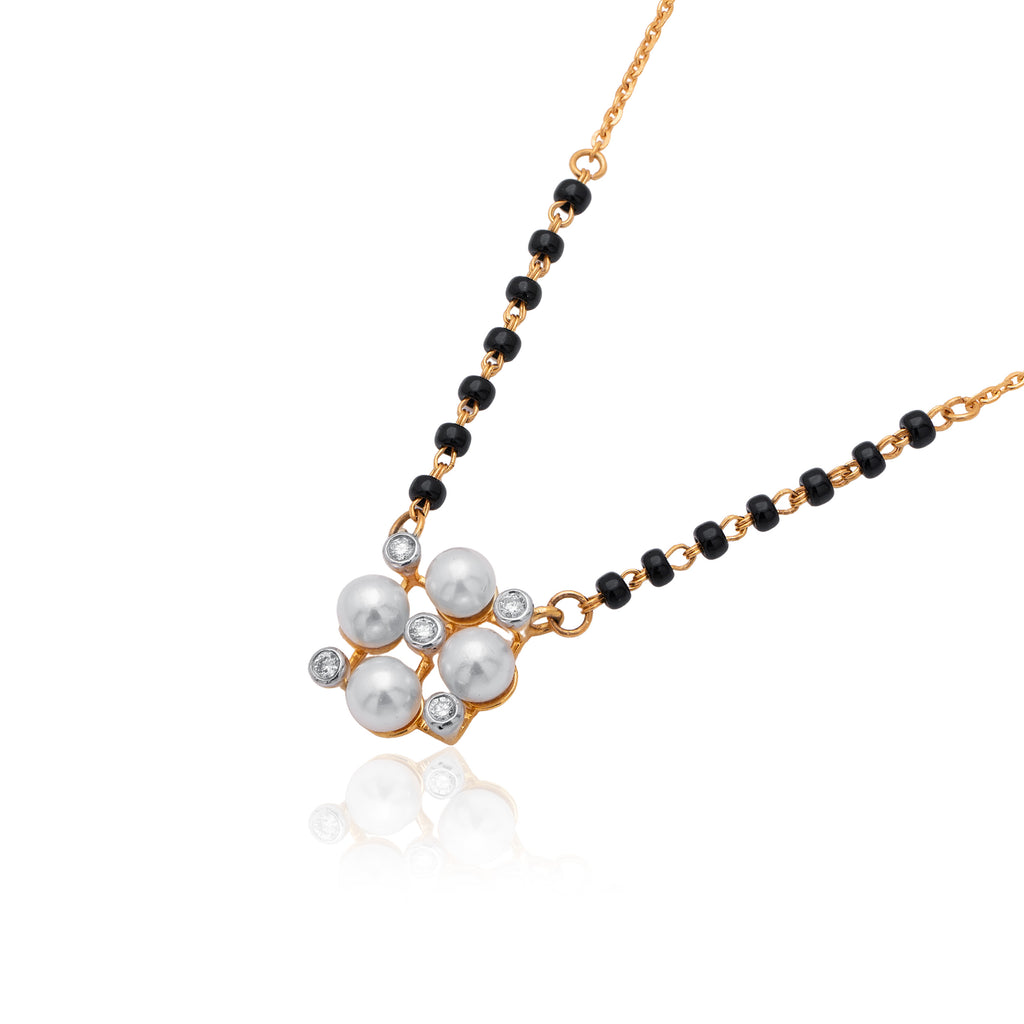 Elowen Halo Diamond Pendant