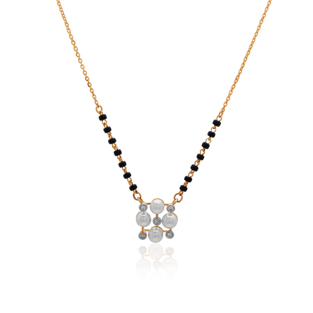 Elowen Halo Diamond Pendant
