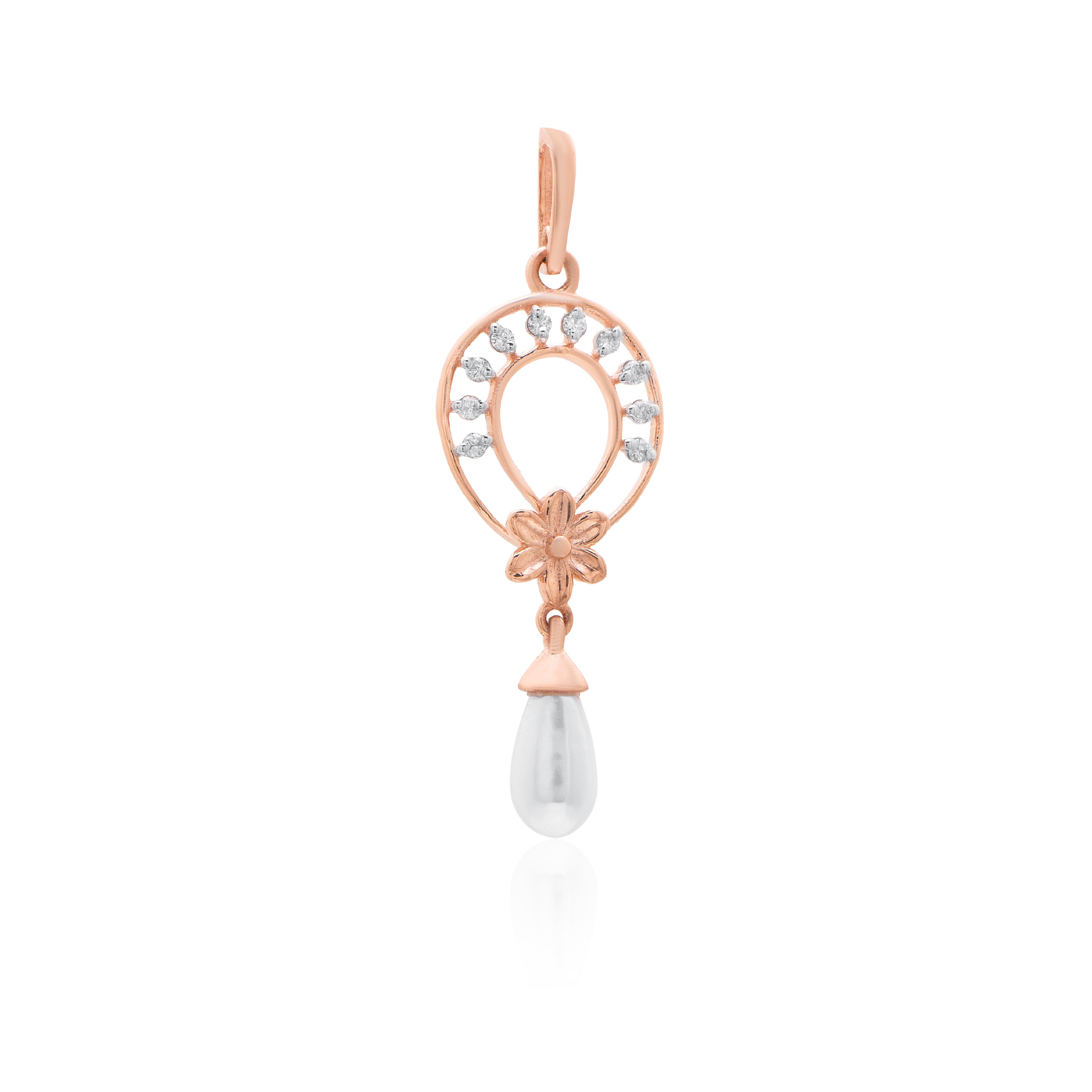 Loressa Halo Diamond Pendant