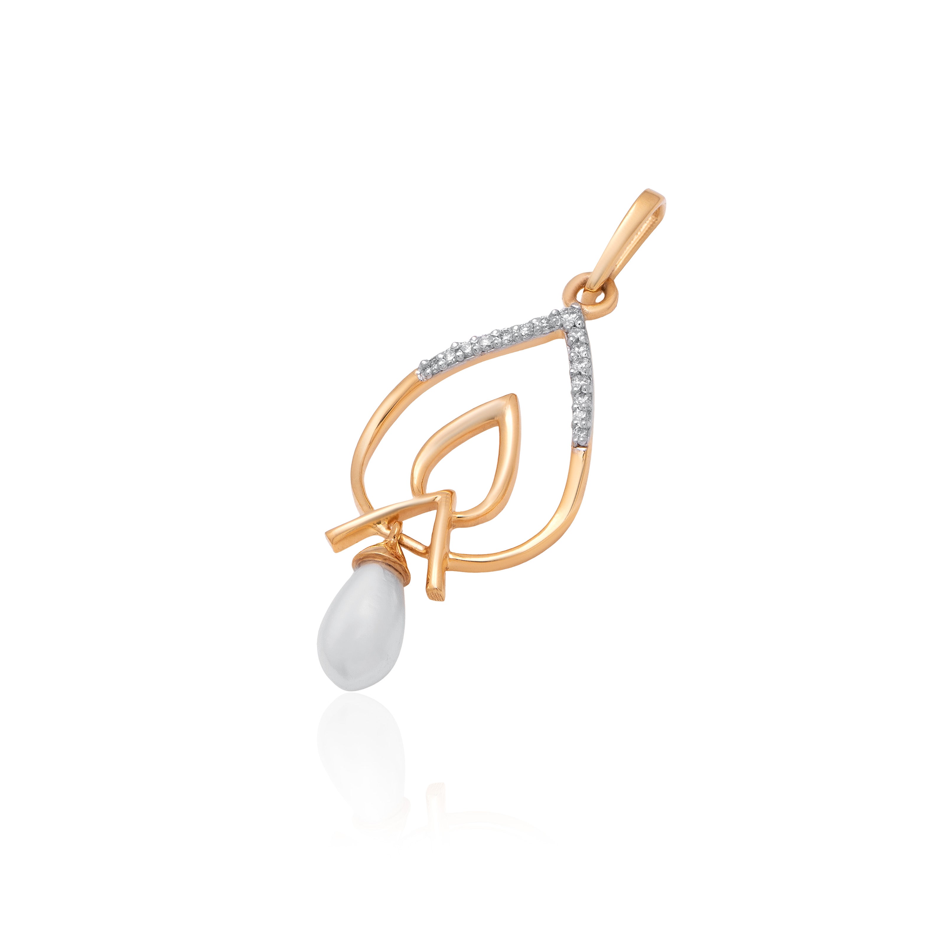 Tavira Halo Diamond Pendant