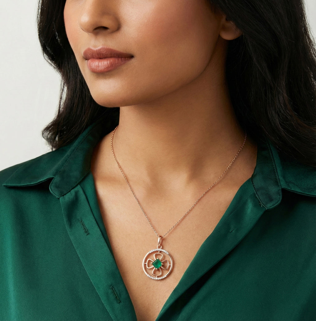 Selvara Halo Diamond Pendant