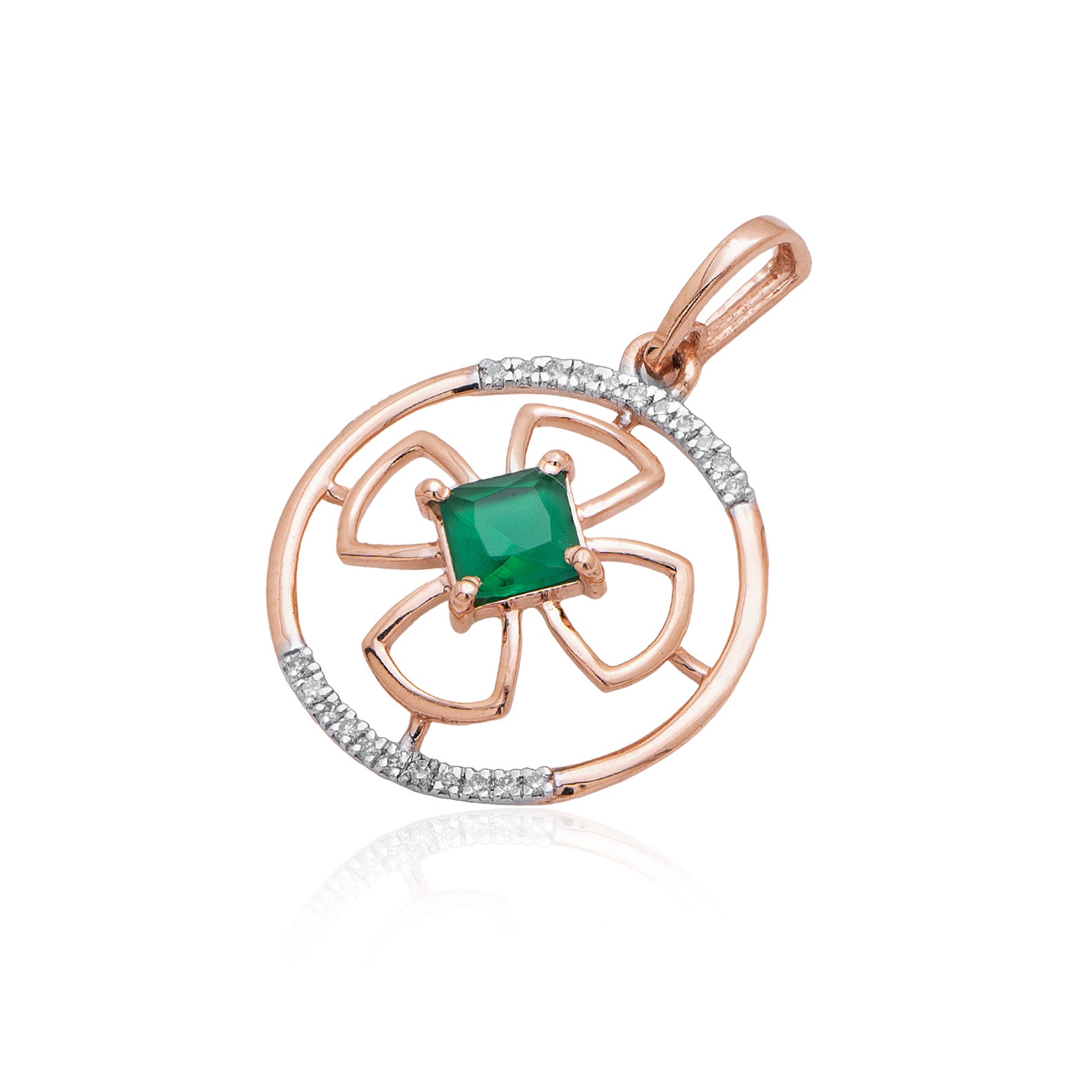 Selvara Halo Diamond Pendant
