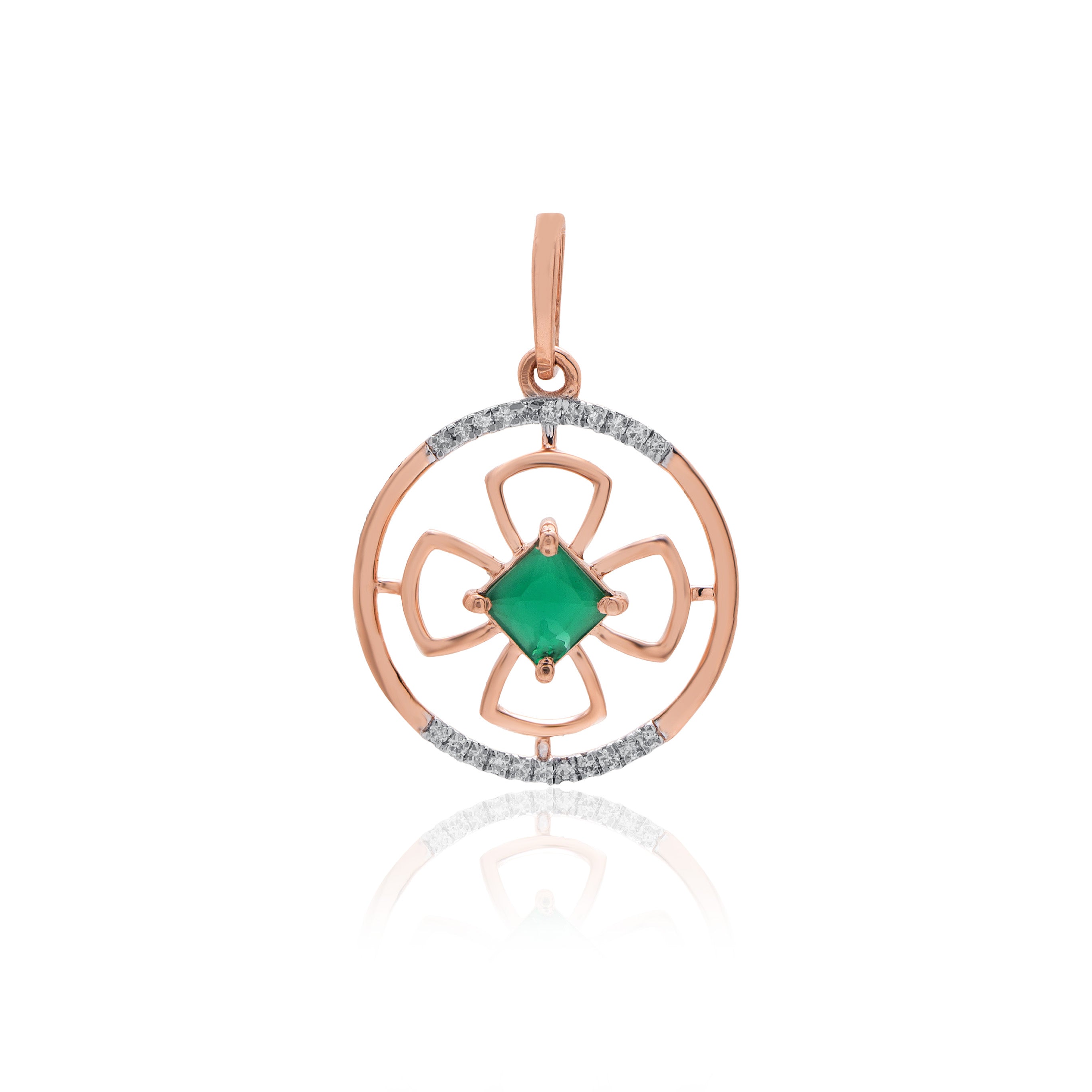 Selvara Halo Diamond Pendant