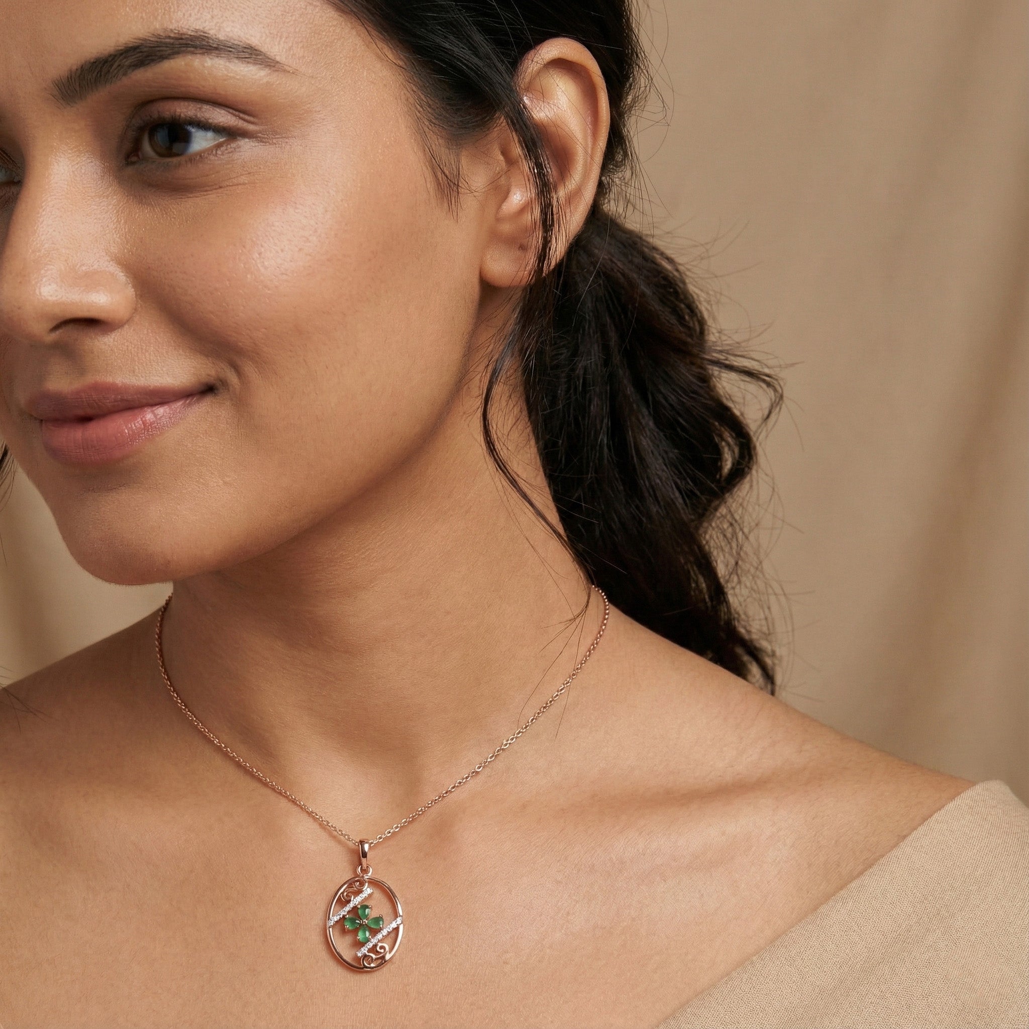Mavelle Halo Diamond Pendant
