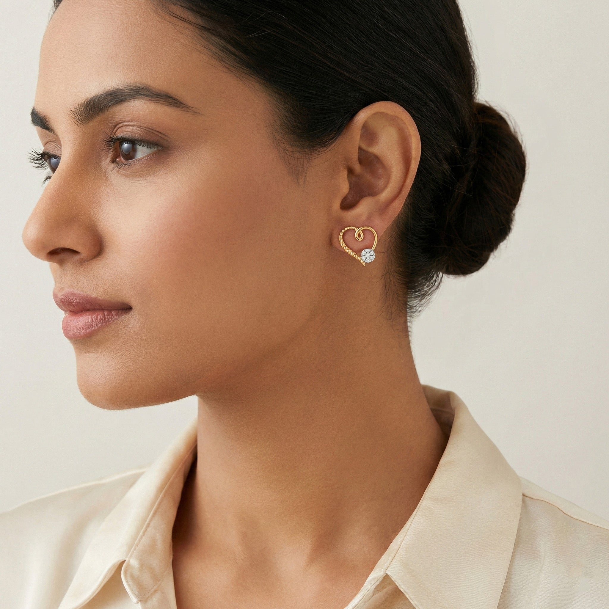 Amelie Gleam Diamond Earrings