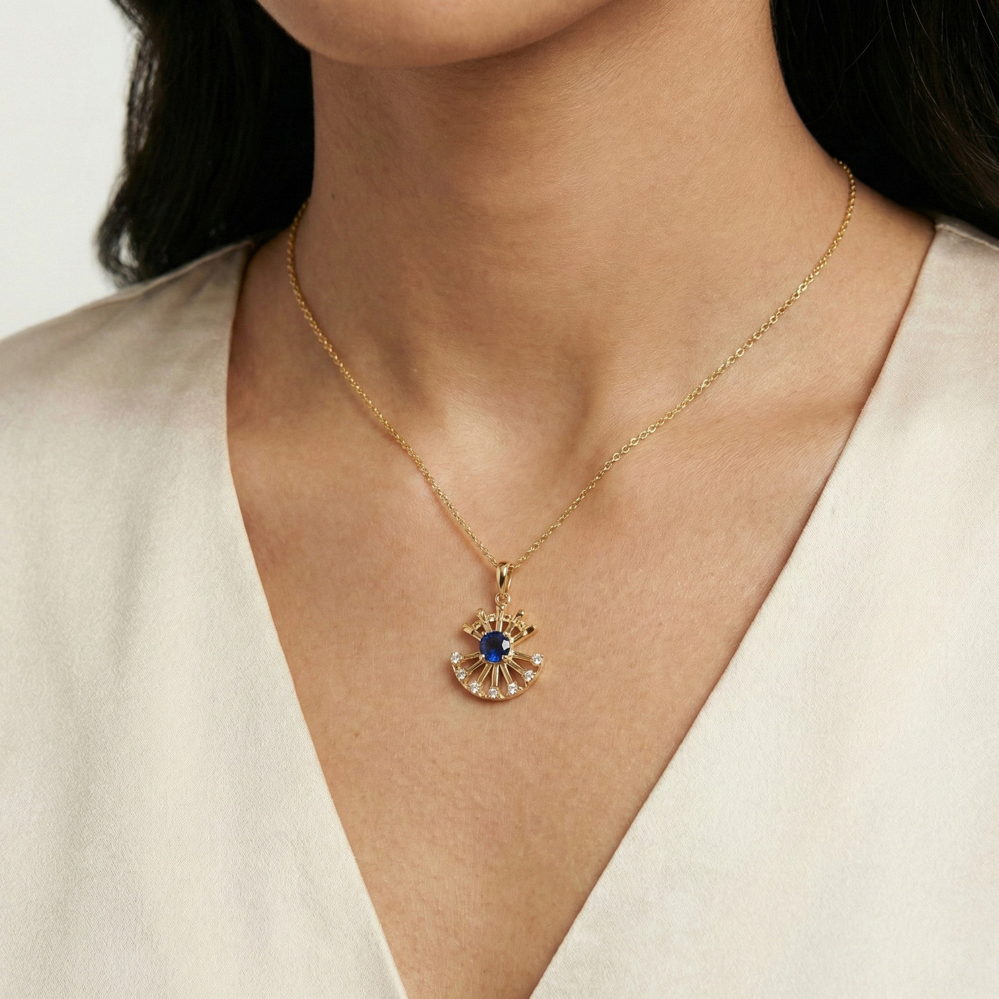 Selene Gleam Diamond Pendant