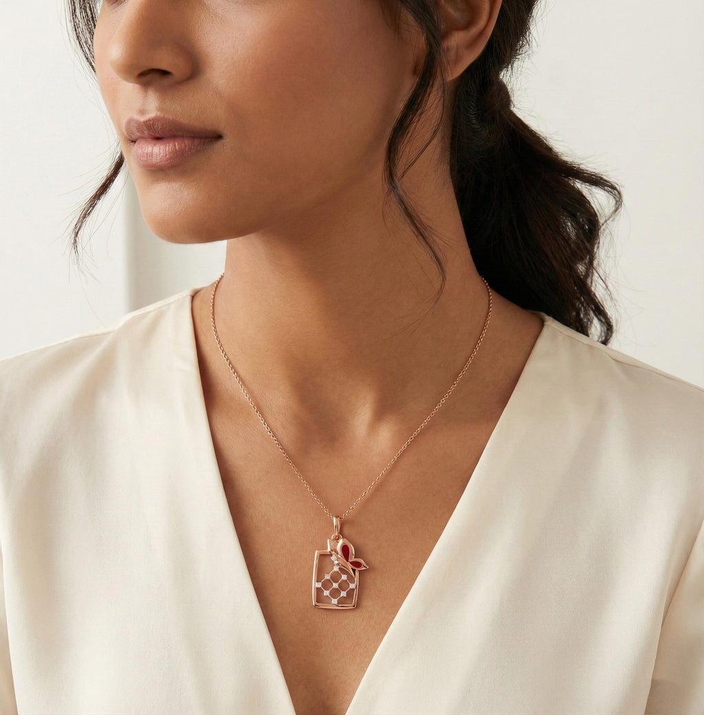 Loriva Gleam Diamond Pendant